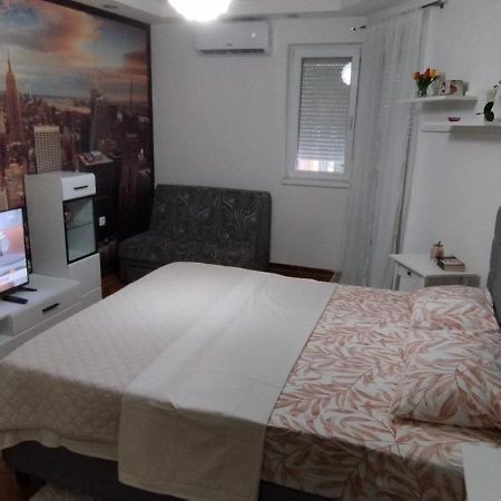 White Night City Center Apartman بلغراد المظهر الخارجي الصورة